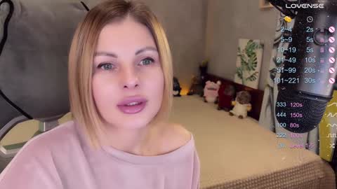 Snapshot of labanditta chatting on 12.12.24 LaBandita online show from 12.12.24