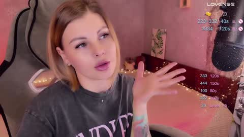 Snapshot of labanditta chatting on 01.26.25 LaBandita online show from 01.26.25