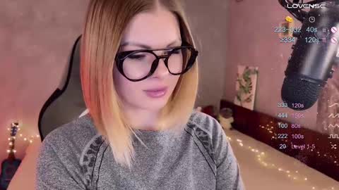 Snapshot of labanditta chatting on 03.10.25 LaBandita online show from 03.10.25