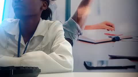 Snapshot of labimbo chatting on 03.01.25 labimbo online show from 03.01.25