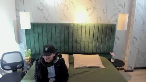 Snapshot of labrinthteasing chatting on 01.13.26 labrinthteasing online show from 01.13.26