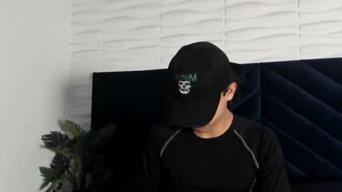 Snapshot of labrinthteasing chatting on 01.18.26 labrinthteasing online show from 01.18.26