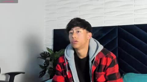 Snapshot of labrinthteasing chatting on 02.24.26 labrinthteasing online show from 02.24.26