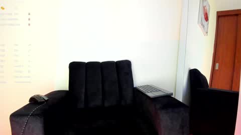 lace_victoria online show from 12.16.24