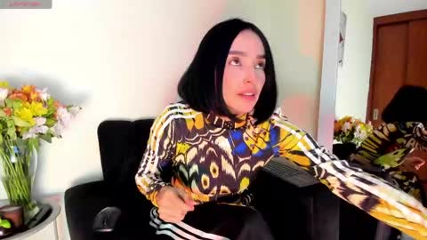 lace_victoria online show from 04.19.26