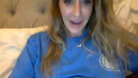 laceylayne96 online show from 06.18.26