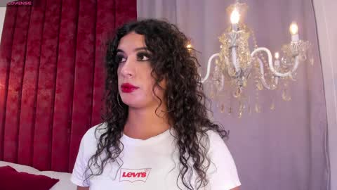 Snapshot of lacolorina_ chatting on 01.13.25 Colorina online show from 01.13.25