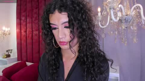 Snapshot of lacolorina_ chatting on 01.16.25 Colorina online show from 01.16.25