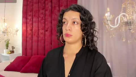 Snapshot of lacolorina_ chatting on 02.17.25 Colorina online show from 02.17.25