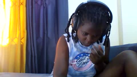 Snapshot of ladar_ chatting on 03.02.26 vida online show from 03.02.26