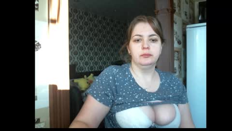 lady cute cat29 online show from 12.22.25