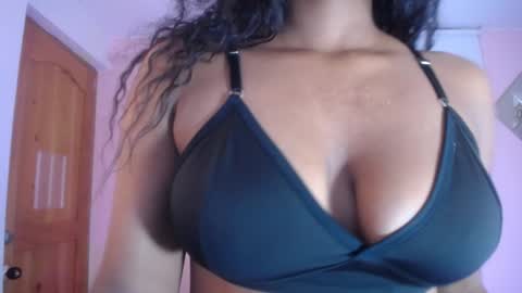Karla - Instagram   lady karla1 online show from 01.05.25