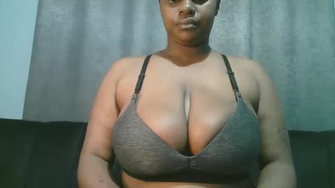 lady_dearra online show from 06.02.26