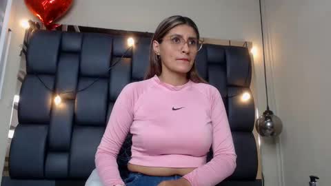 LADY  online show from 02.18.25