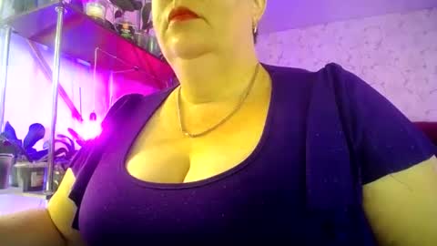 Lady Gloria online show from 07.16.26