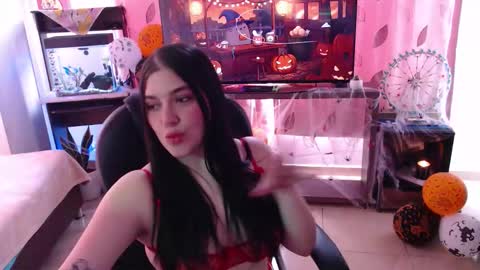 Lady Kaisa online show from 10.06.25