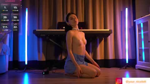 lady_nicolett online show from 12.22.25