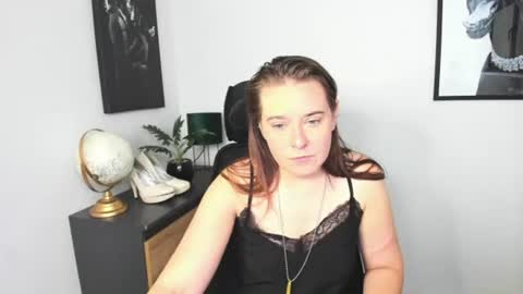 Snapshot of ladyalessa chatting on 07.17.26 ALESSA online show from 07.17.26