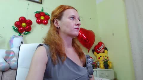 Sima Ladybigsmile online show from 02.28.25