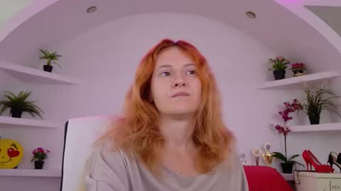 Sima Ladybigsmile online show from 09.16.25