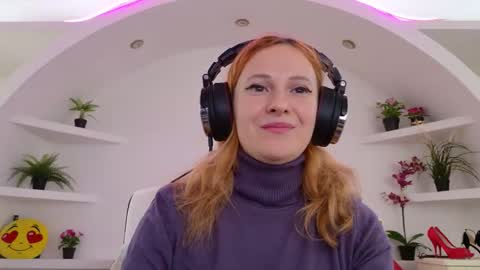 Sima Ladybigsmile online show from 09.18.25