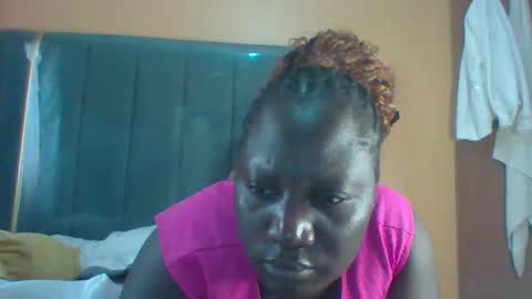 lindah32 online show from 09.24.25