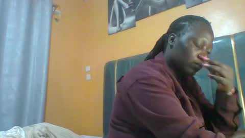 lindah32 online show from 06.24.26