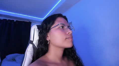  Lady  online show from 01.21.25