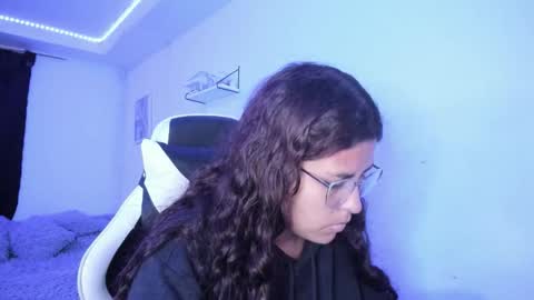  Lady  online show from 11.05.25