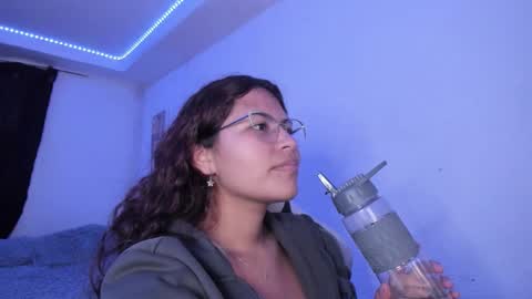  Lady  online show from 11.11.25