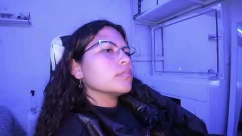  Lady  online show from 04.17.26