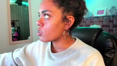 leidy daniela online show from 12.19.24