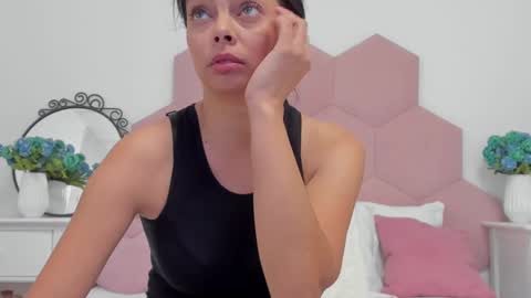 Lia online show from 01.10.25