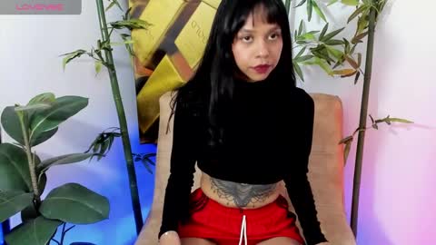 Snapshot of ladynemesis00 chatting on 12.07.24 ladynemesis00 online show from 12.07.24