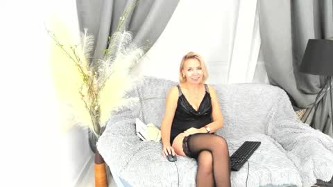 ladysexyx online show from 10.21.25