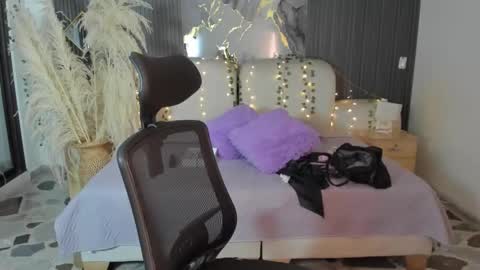 Lady  online show from 02.20.26