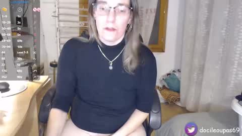 Snapshot of laeti34 chatting on 12.10.24 Lea online show from 12.10.24