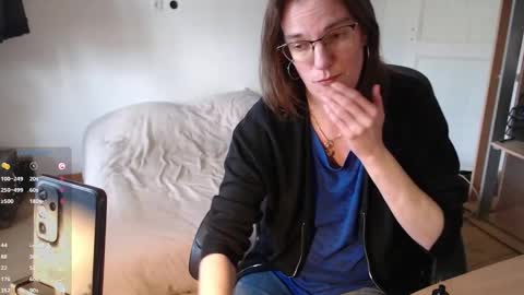 Snapshot of laeti34 chatting on 02.28.25 Lea online show from 02.28.25