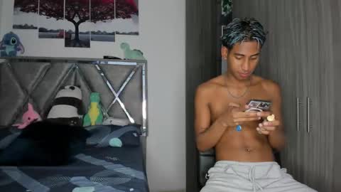 Snapshot of lagosanthos chatting on 02.18.26 LagoSantos online show from 02.18.26