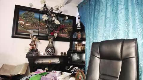 laia_hadid online show from 10.05.25