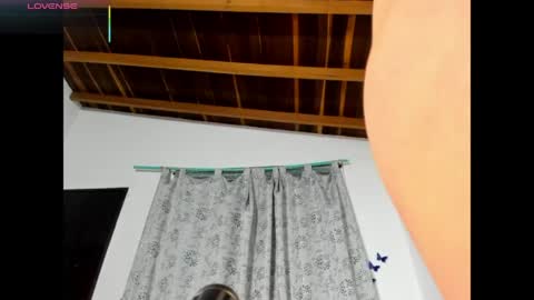 Snapshot of laila_laly chatting on 05.21.26 Leila Laly online show from 05.21.26