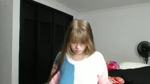 lailacuteee online show from 11.11.25