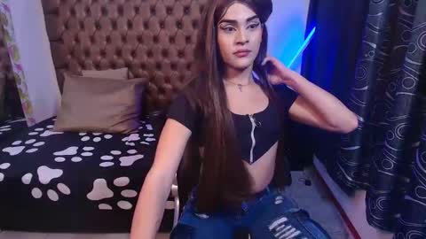 Camila online show from 04.14.26