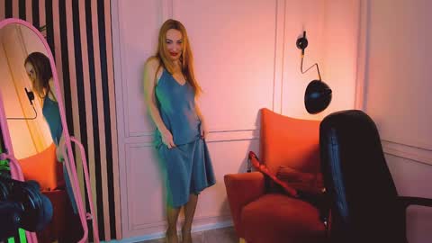 Snapshot of lakshmi_lotus chatting on 02.05.25 Lakshmi a online show from 02.05.25