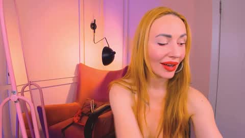 Snapshot of lakshmi_lotus chatting on 02.05.25 Lakshmi a online show from 02.05.25