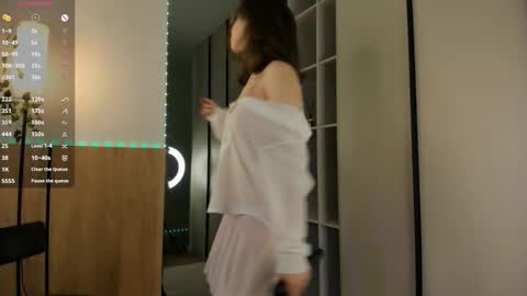 Snapshot of lalajecks chatting on 11.24.25 Julia online show from 11.24.25