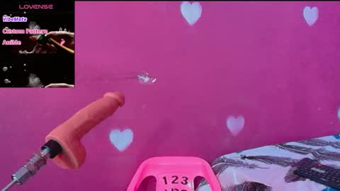 Snapshot of lali_hot0207 chatting on 11.16.25 lali_hot0207 online show from 11.16.25