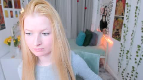 Laly online show from 12.24.24