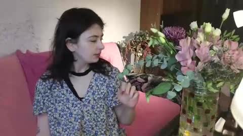 Snapshot of lama111111mama chatting on 12.11.24 I work 5PM to 9 PM EST New York online show from 12.11.24