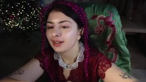 Snapshot of lama111111mama chatting on 12.18.24 I work 5PM to 9 PM EST New York online show from 12.18.24